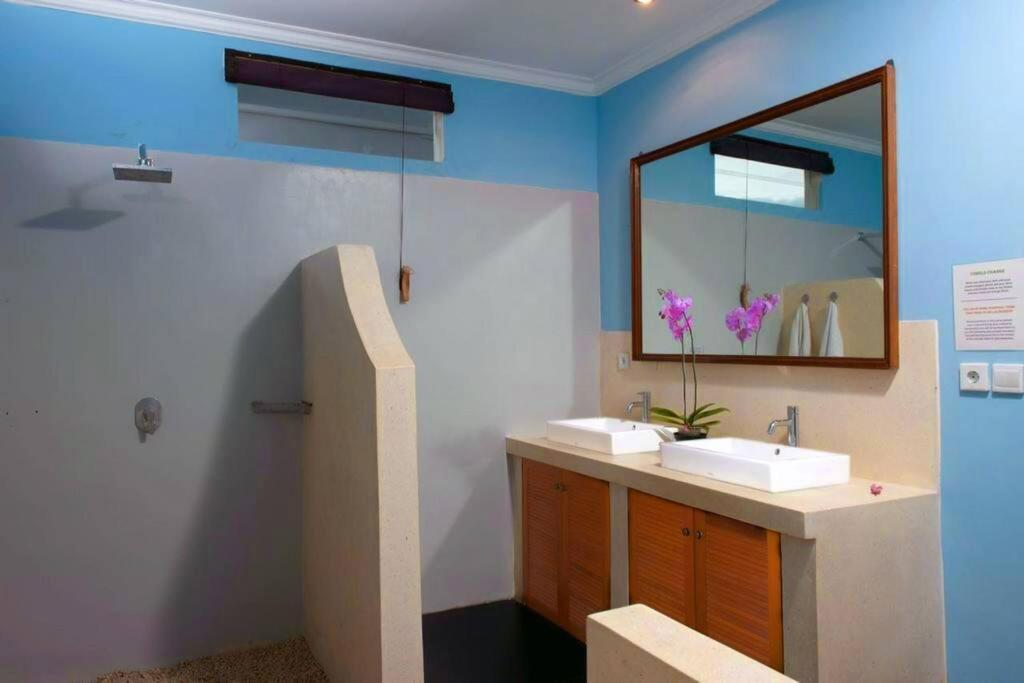 Sonti Villa Seminyak Exterior foto